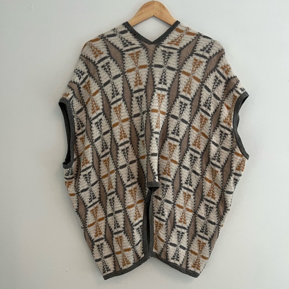 Rare! Micaela Greg Patterned Sleeveless Sweater - Picture 3 of 5